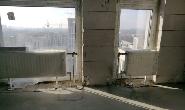 Панорамные окна и радиаторы отопления – как совместить несочетаемое